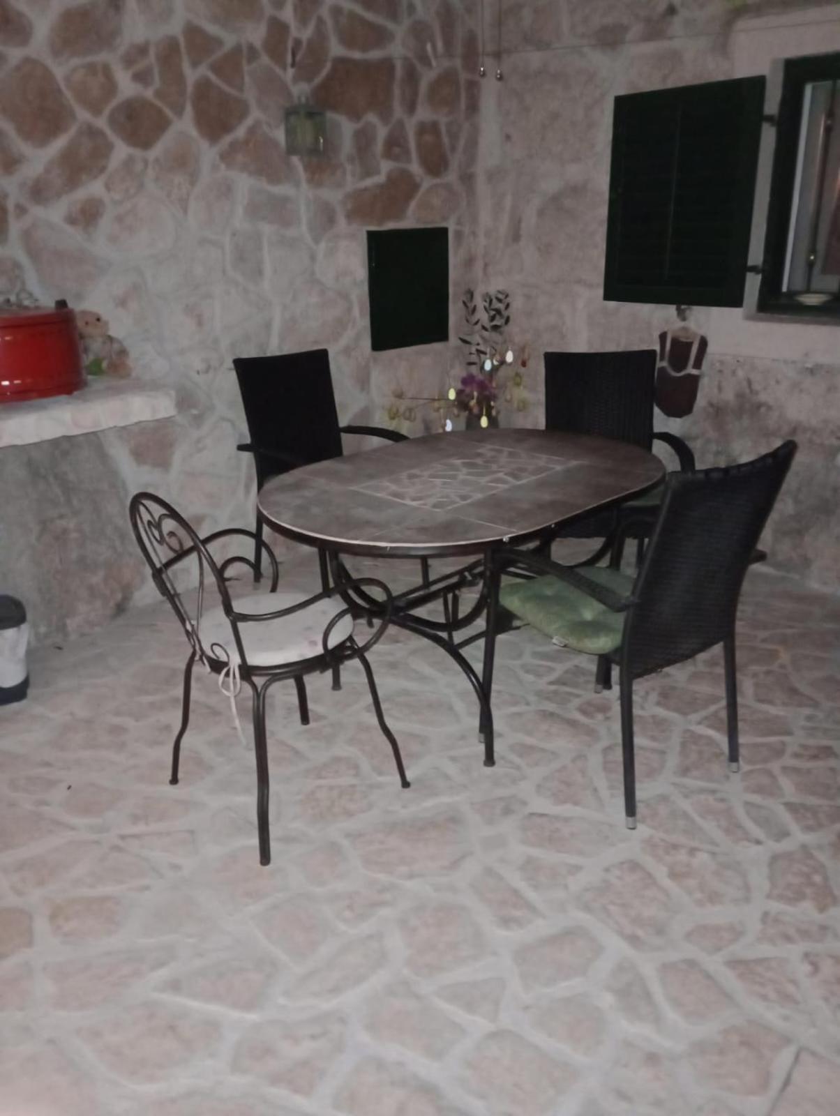 Apartment Antica With Yard & Bbq Split Szoba fotó